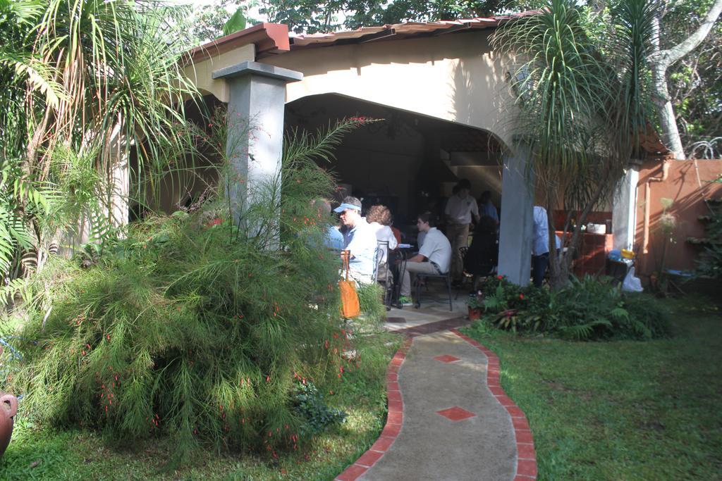Hotel Santa Maria Inn San Juan Abajo Exteriör bild