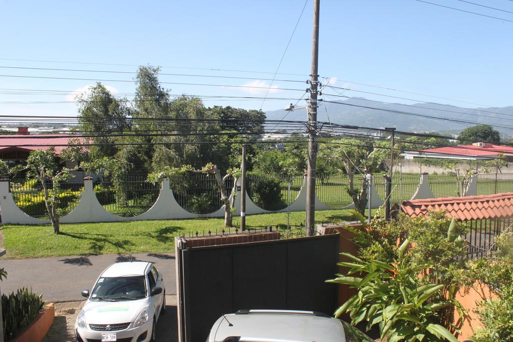 Hotel Santa Maria Inn Alajuela Exteriör bild