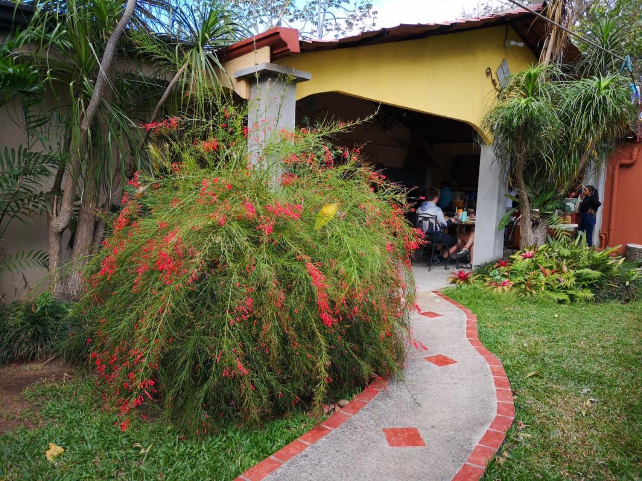 Hotel Santa Maria Inn San Juan Abajo Exteriör bild